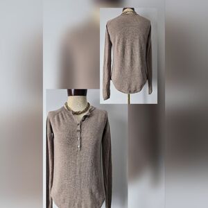 SKULL CASHMERE Taupe Virgin Wool/ Cashmere Top With Skull Back. Size Small